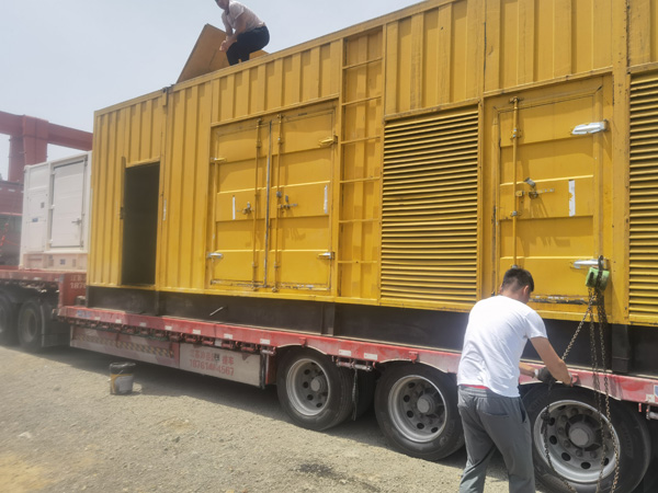 锡山除了负载情况和发动机维护,还有哪些因素会影响 200kw 柴油发电机的油耗?